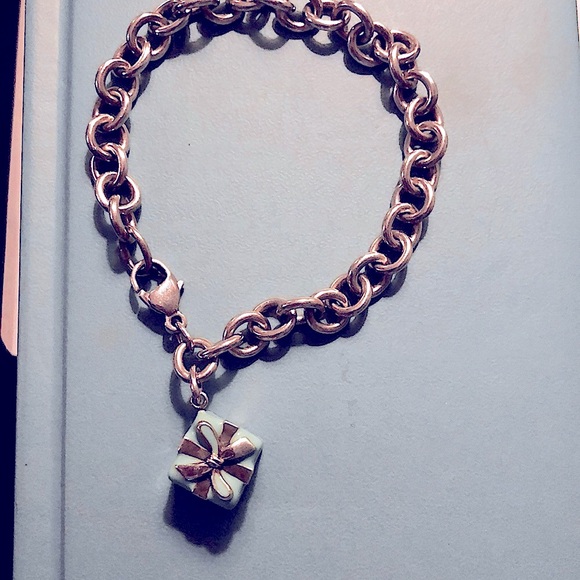 Tiffany&Co SterlingSilv bracelet& Blue Enamel Gift Box 925 charm w Orig receipt - Picture 6 of 6